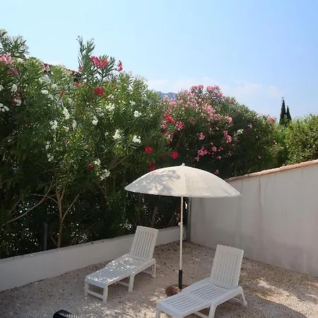 בית נופש Le Petit Paradis *