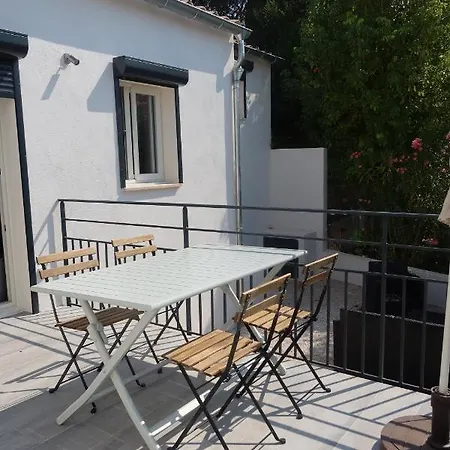 Le Petit Paradis